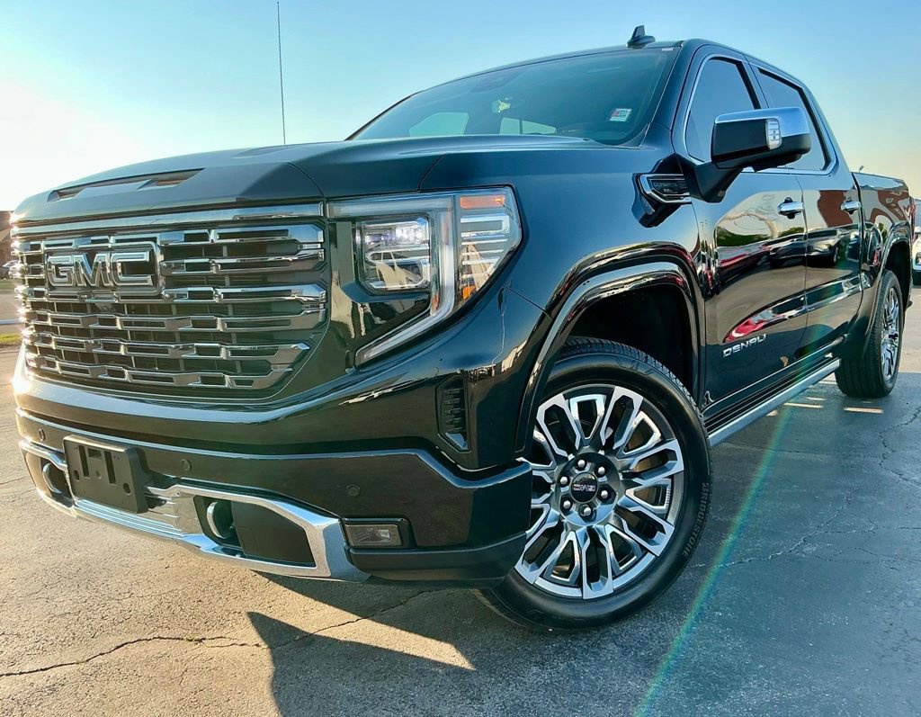 Used 2025 GMC Sierra 1500 Denali Ultimate image 2