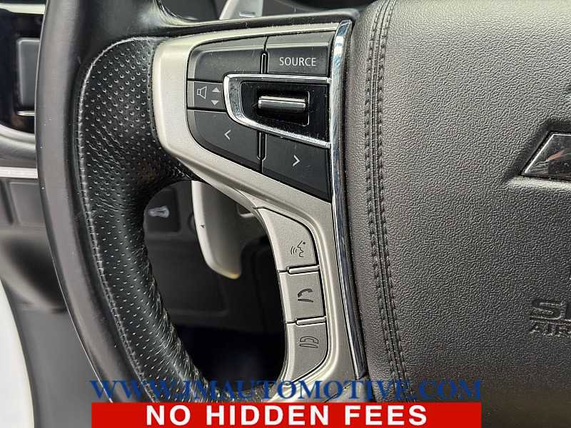 Used 2019 Mitsubishi Outlander SEL image 39