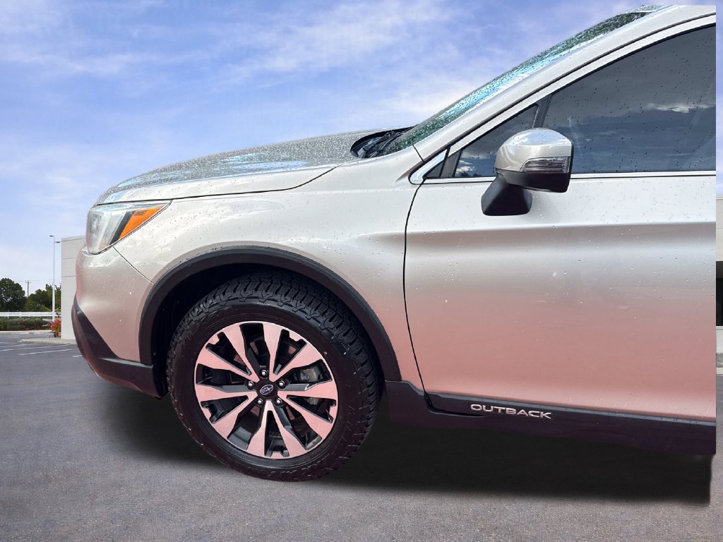 Used 2016 Subaru Outback 2.5i Limited AWD/4WD image 35