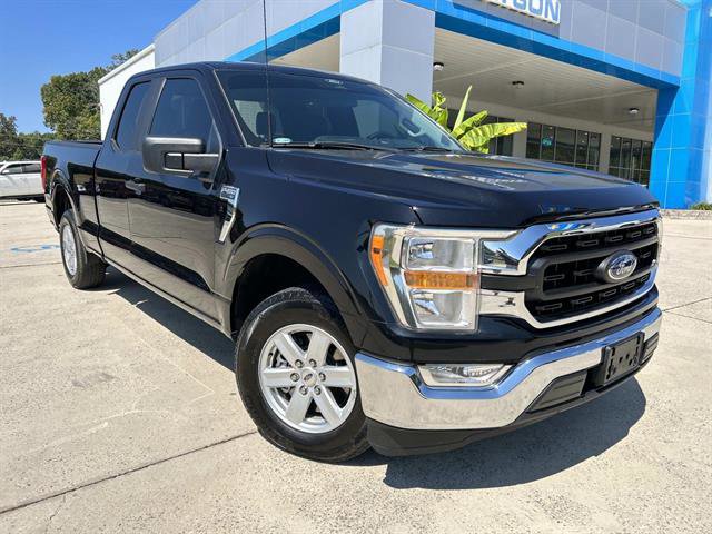 Used 2022 Ford F150 XLT image 2