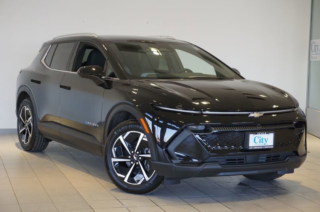 New 2026 Chevrolet Equinox EV LT image 3