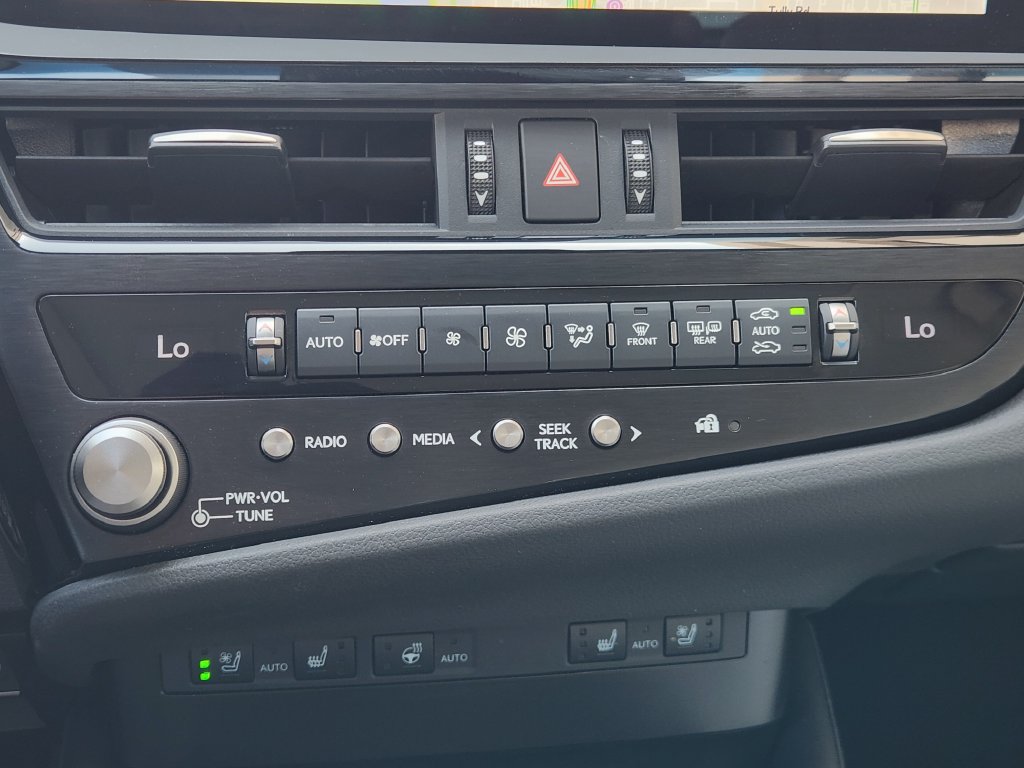Certified 2025 Lexus ES 350 w/ Premium Package FWD image 18