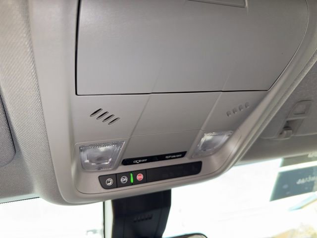 Used 2024 Chevrolet Equinox LT image 45