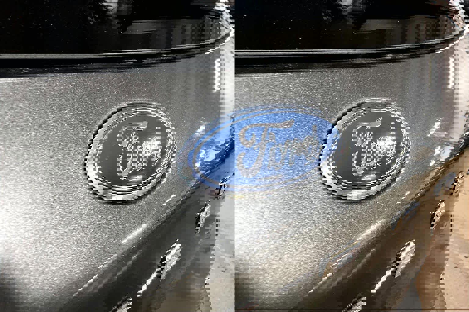 Used 2020 Ford Escape SEL image 30