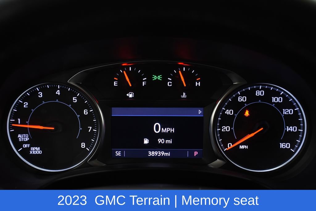 Used 2023 GMC Terrain SLT image 13
