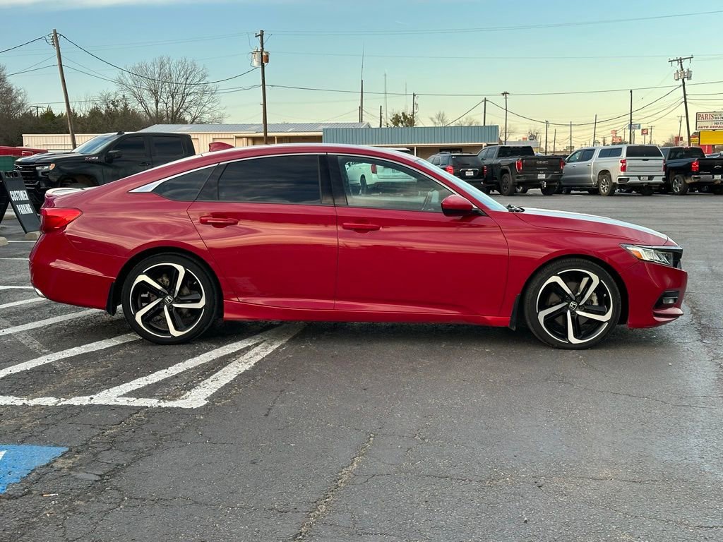 Used 2018 Honda Accord Sport image 4