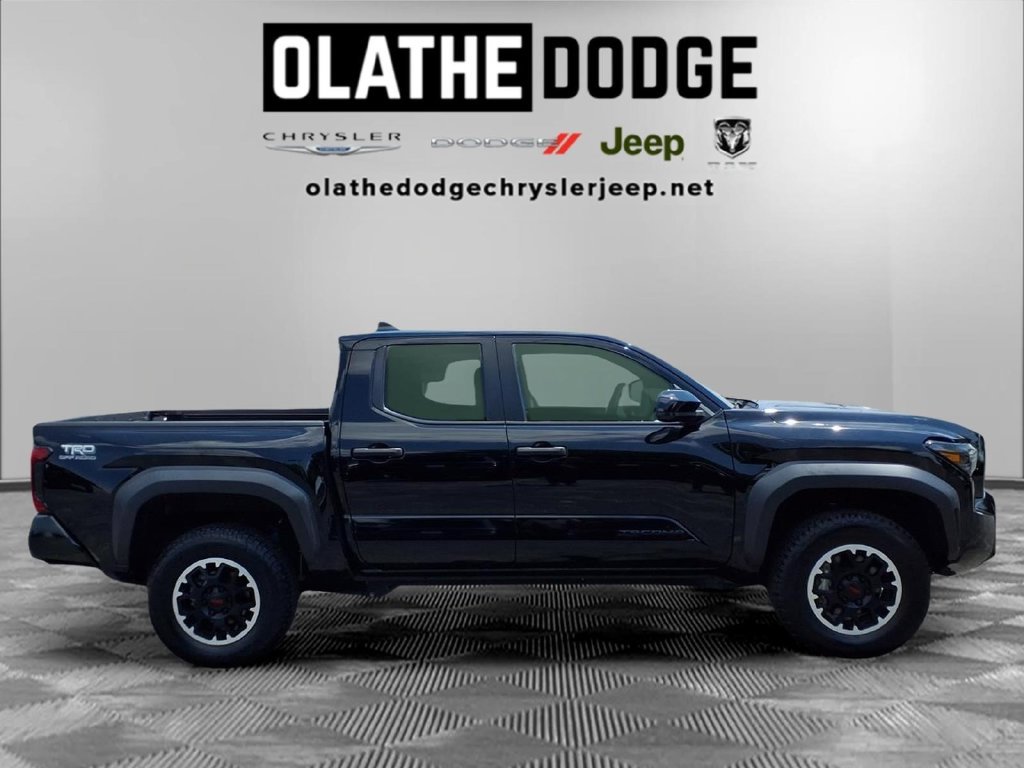 Used 2024 Toyota Tacoma TRD Off-Road AWD/4WD image 29