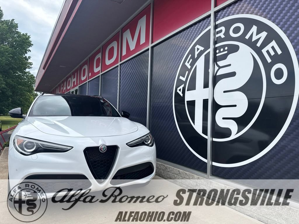 Used 2023 Alfa Romeo Stelvio Veloce