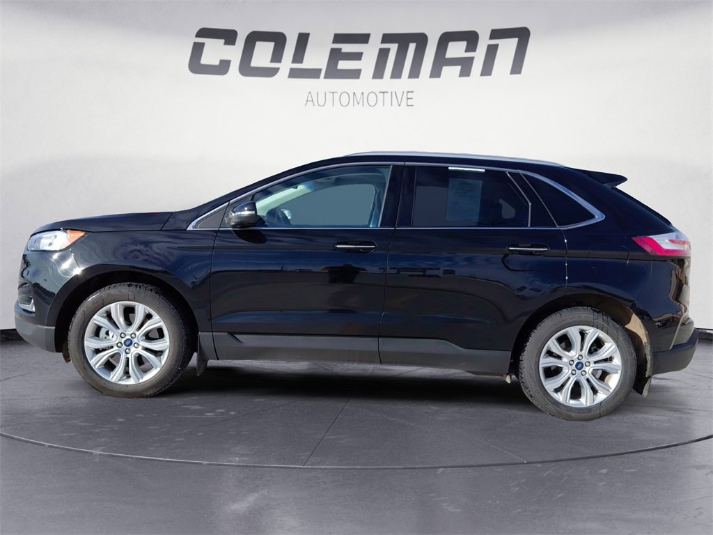 Used 2020 Ford Edge Titanium w/ Class II Trailer Tow Package image 2