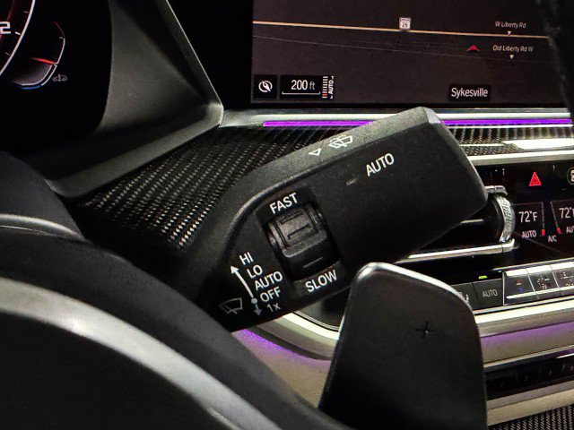 Used 2022 BMW X6 M50i w/ Executive Package image 24