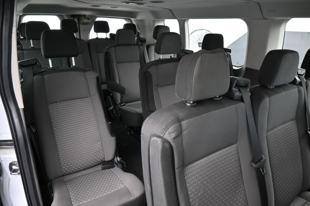 Used 2023 Ford Transit 350 XLT RWD image 29