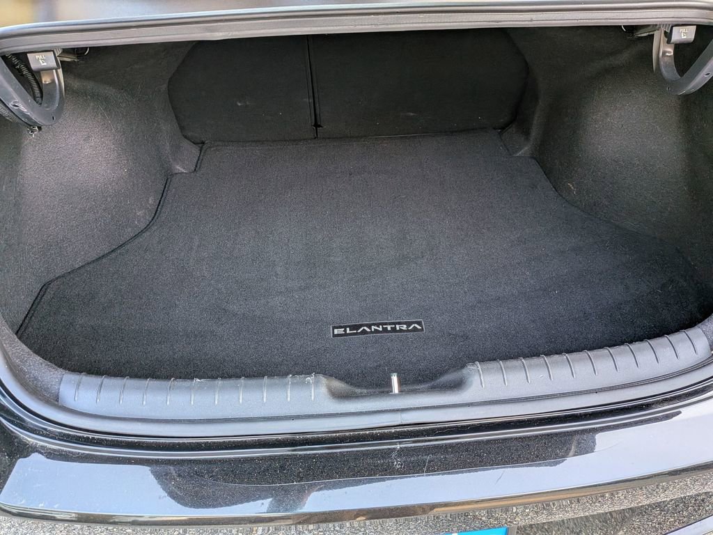 Used 2023 Hyundai Elantra N Line image 31