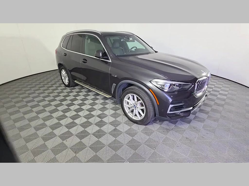 Used 2022 BMW X5 xDrive45e w/ Premium Package image 34