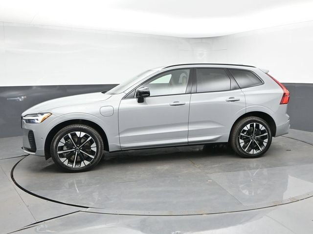 New 2026 Volvo XC60 T8 Plus w/ Protection Package Premier AWD/4WD image 6