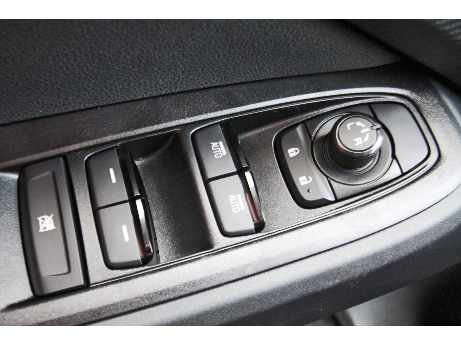 New 2026 Subaru Crosstrek 2.5i AWD/4WD image 16