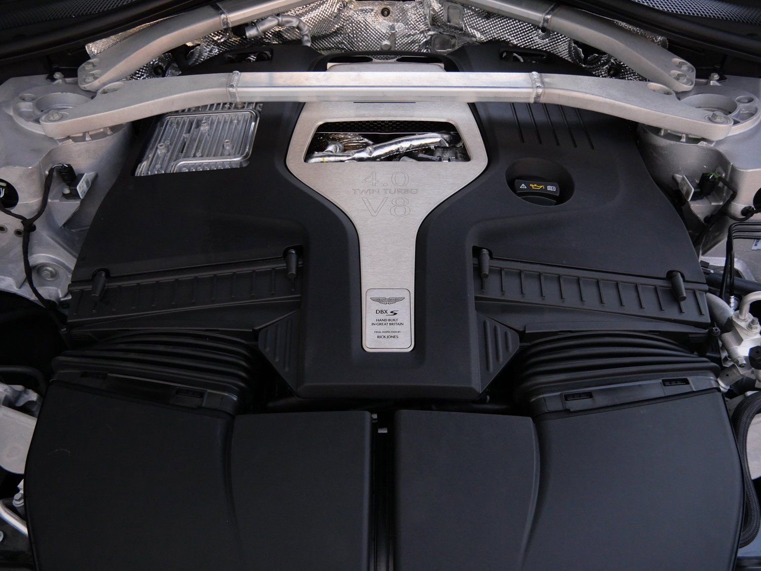 New 2026 Aston Martin DBX S image 27