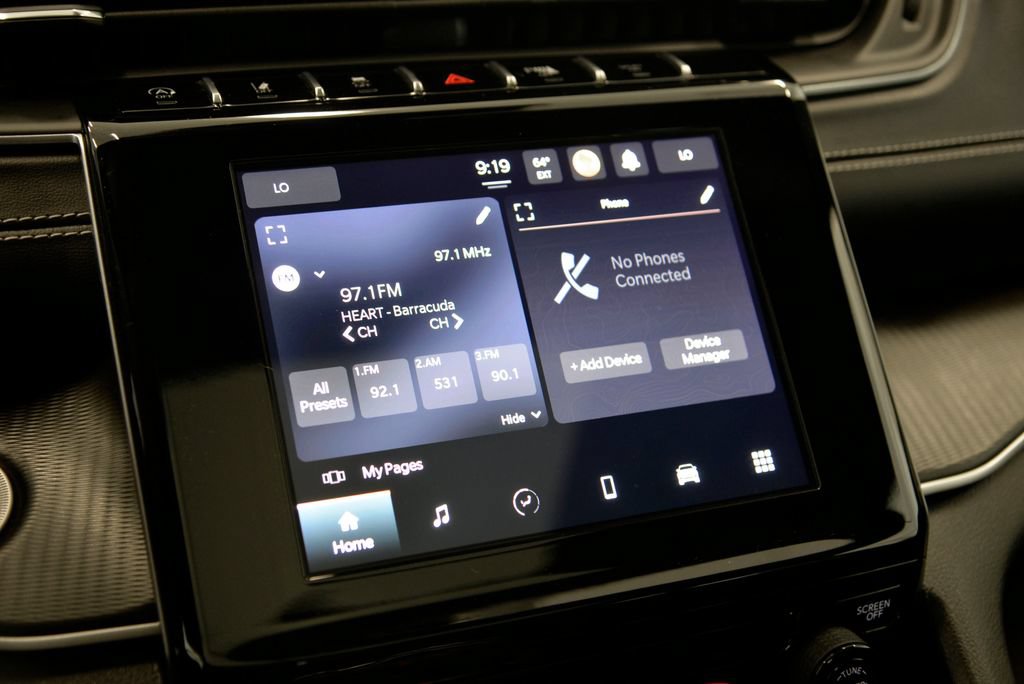 Used 2024 Jeep Grand Cherokee Laredo X AWD/4WD image 19