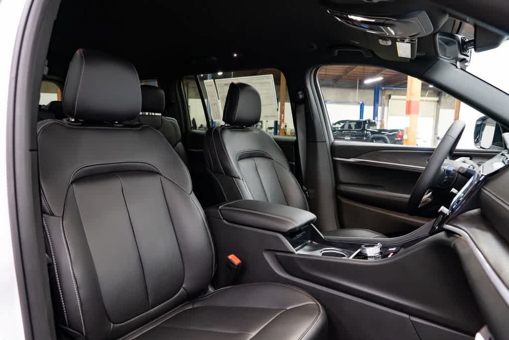 New 2026 Jeep Grand Cherokee L Limited AWD/4WD image 31