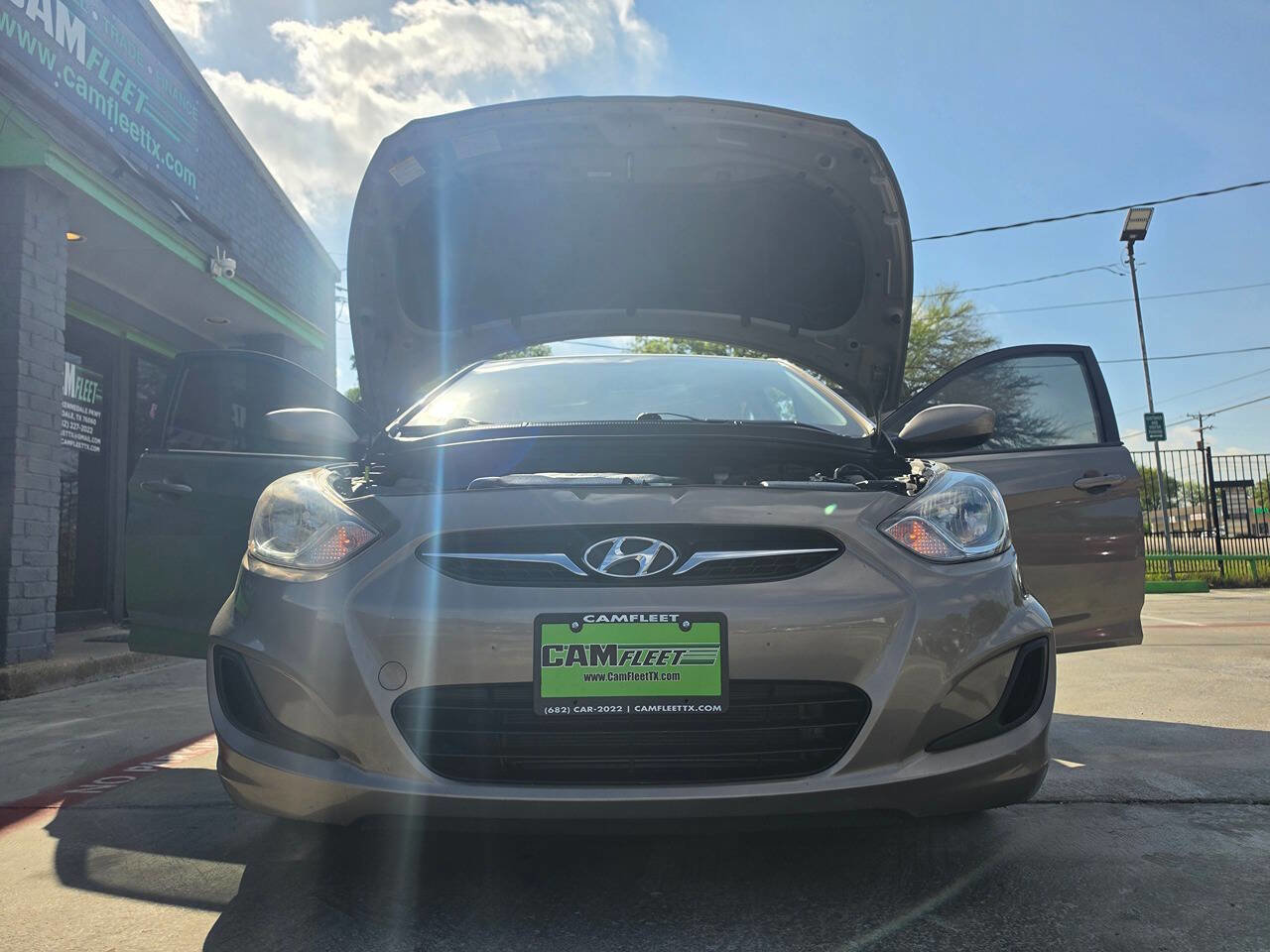 Used 2013 Hyundai Accent GLS FWD image 56