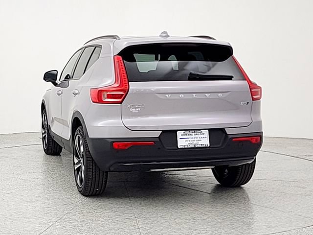 New 2026 Volvo XC40 B5 Plus w/ Climate Package AWD/4WD image 6