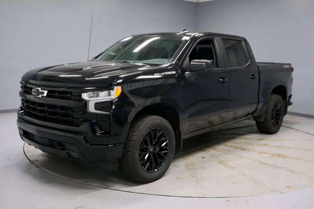 Used 2023 Chevrolet Silverado 1500 RST AWD/4WD image 6