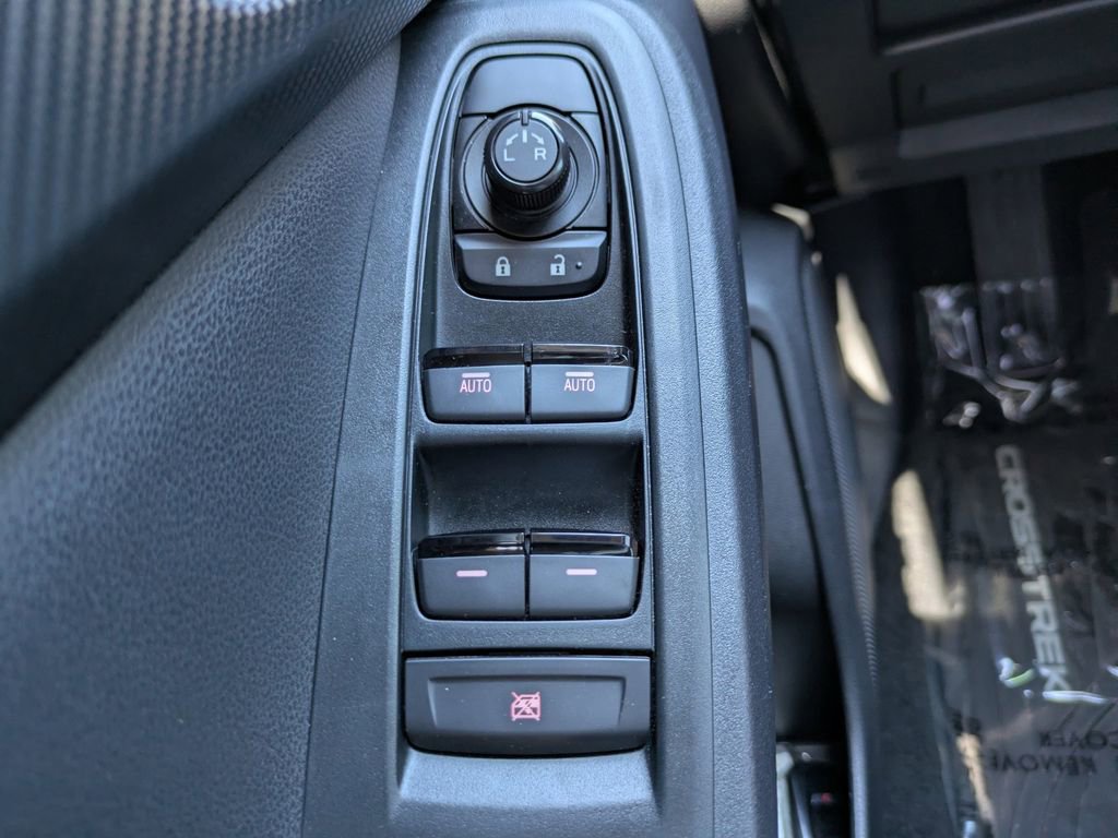 Used 2024 Subaru Crosstrek 2.0i Premium image 23