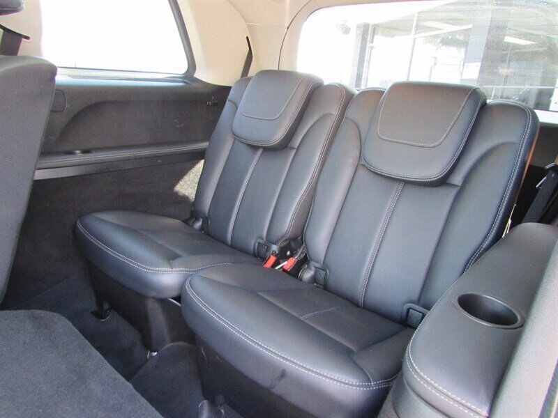 Used 2011 Mercedes-Benz GL 450 4MATIC image 12