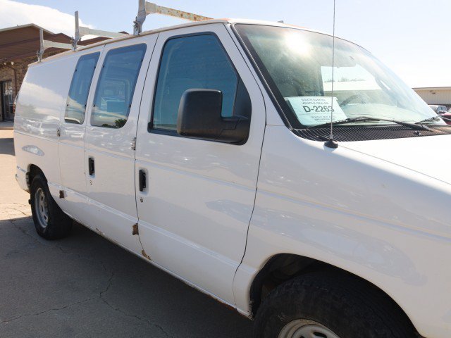 Used 2005 Ford E-150 and Econoline 150 RWD image 10