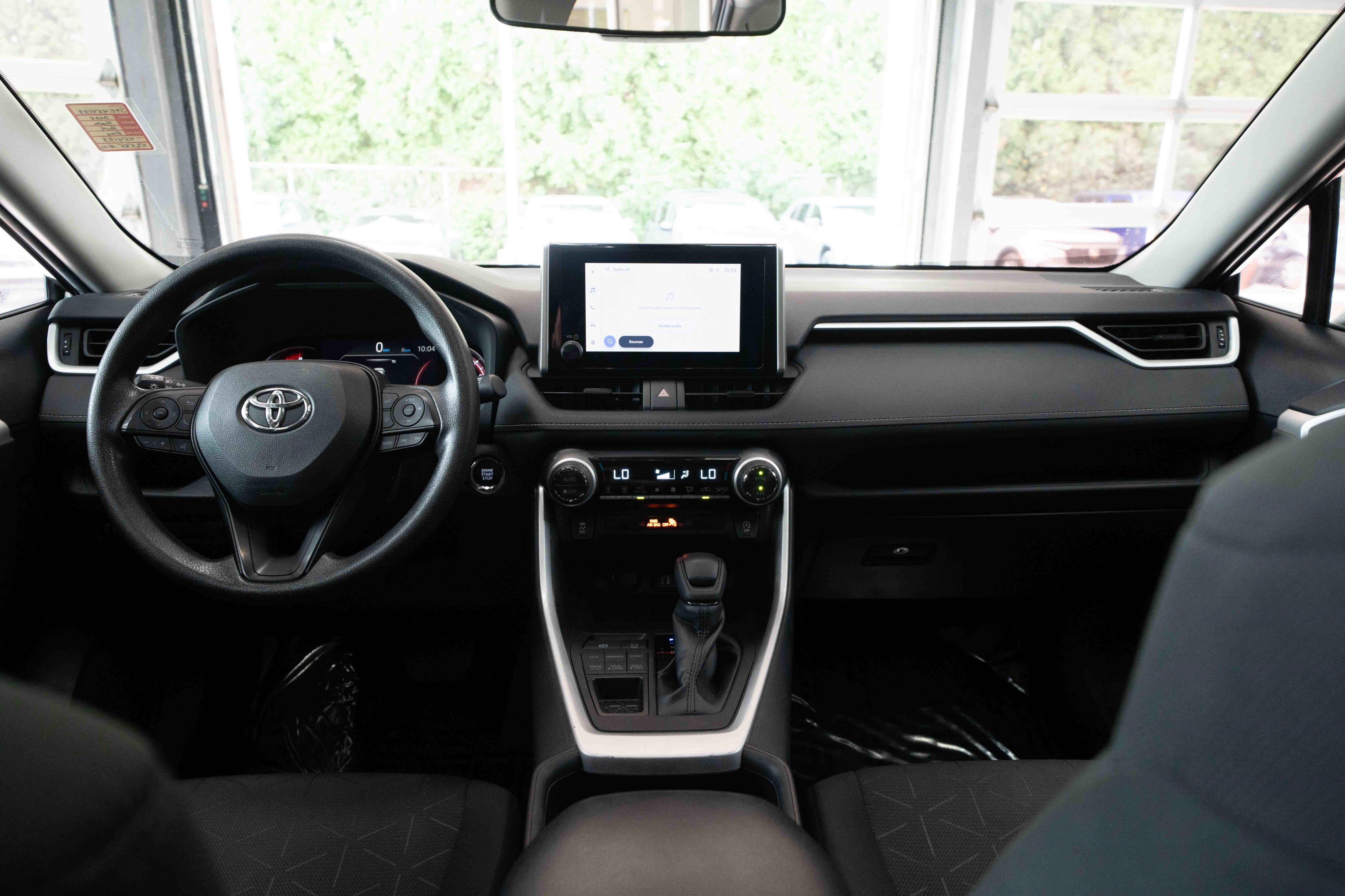 Used 2024 Toyota RAV4 XLE w/ Convenience Package AWD/4WD image 20