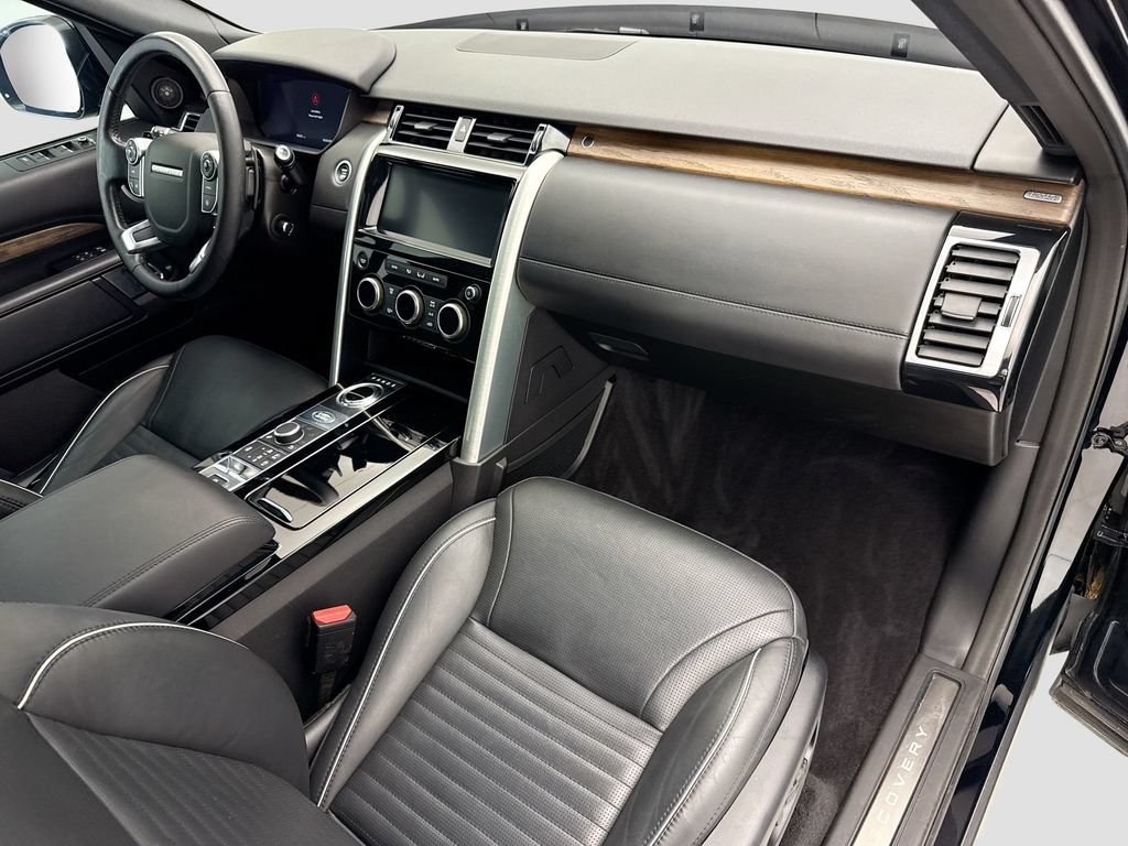 Used 2018 Land Rover Discovery HSE Luxury AWD/4WD image 15