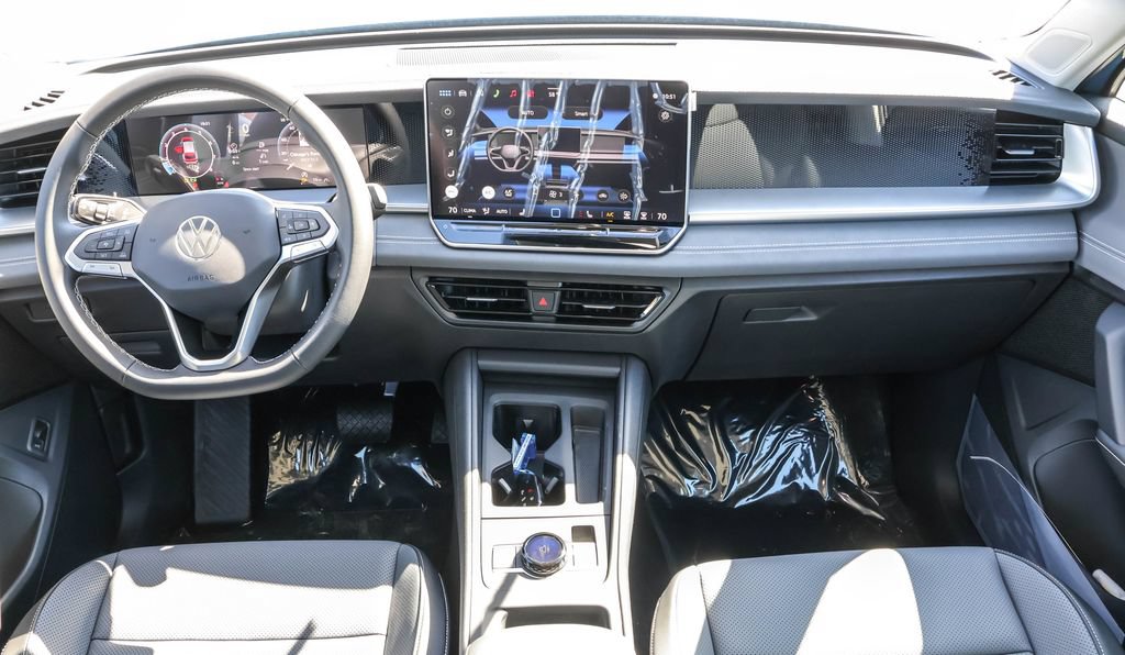 New 2026 Volkswagen Tiguan SE AWD/4WD image 38