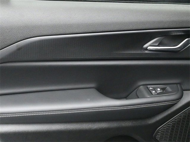 New 2025 Jeep Grand Cherokee L Altitude image 13