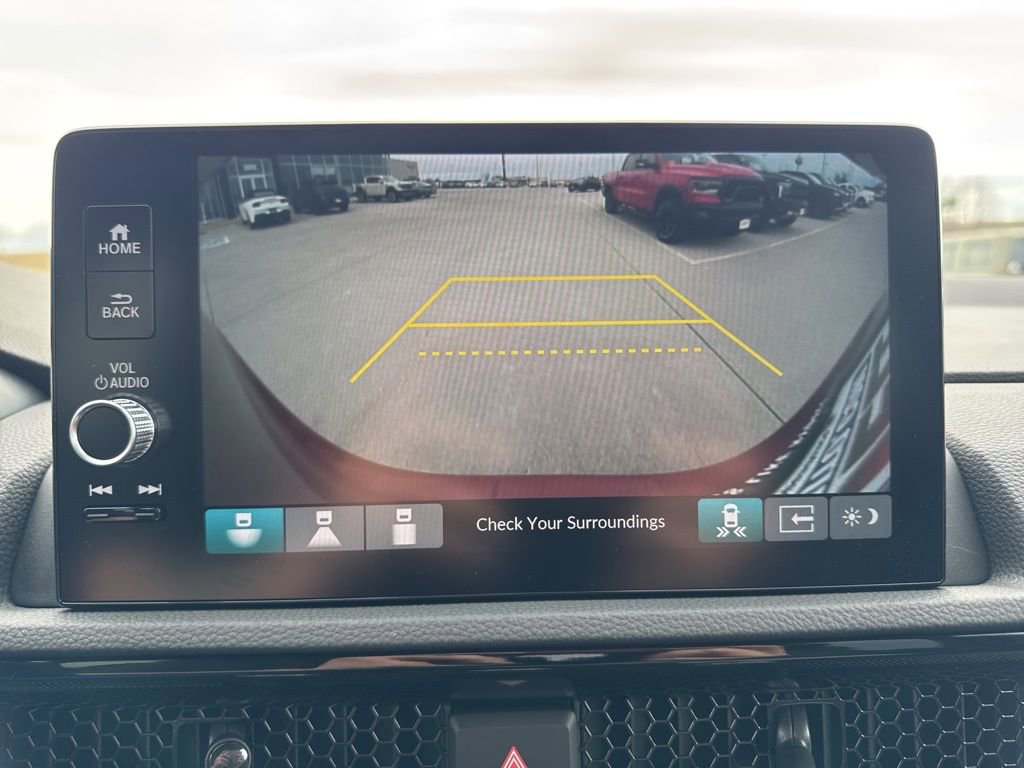 Used 2025 Honda CR-V Sport Touring image 9