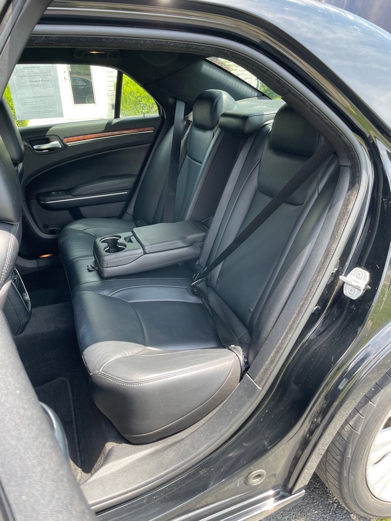 Used 2012 Chrysler 300 Limited RWD image 18