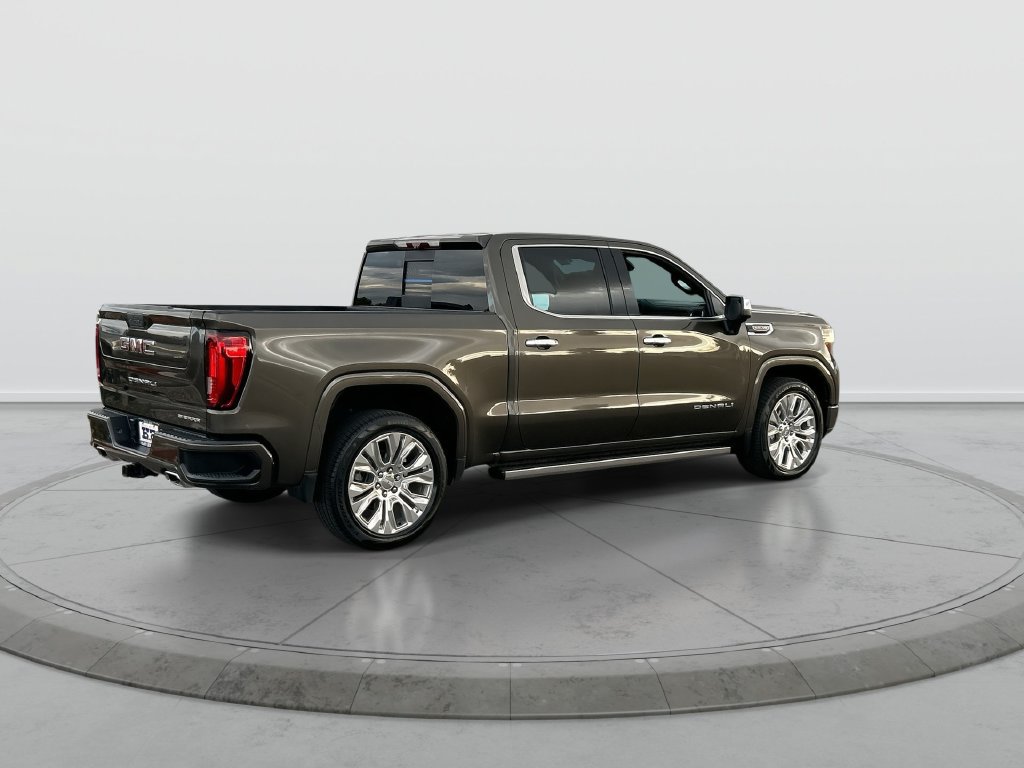 Used 2020 GMC Sierra 1500 Denali w/ Denali Ultimate Package AWD/4WD image 8
