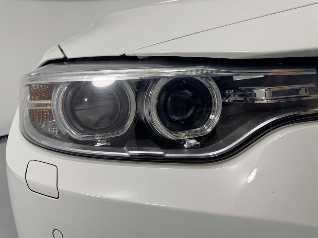 Used 2015 BMW 428i xDrive Convertible AWD/4WD image 16