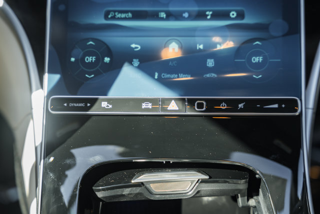 New 2027 Mercedes-Benz C 300 4MATIC Sedan image 23