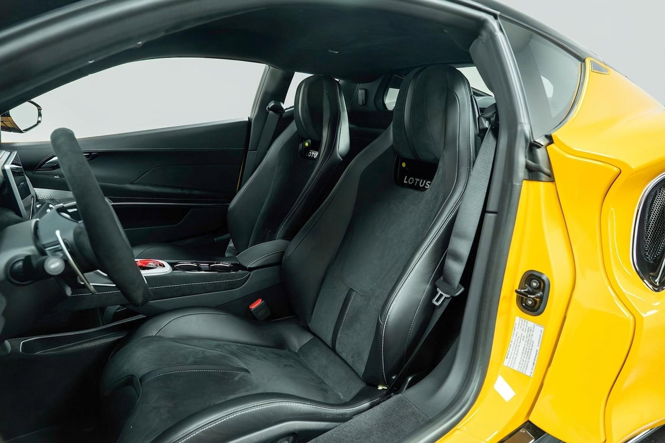 New 2026 Lotus Emira SE image 8