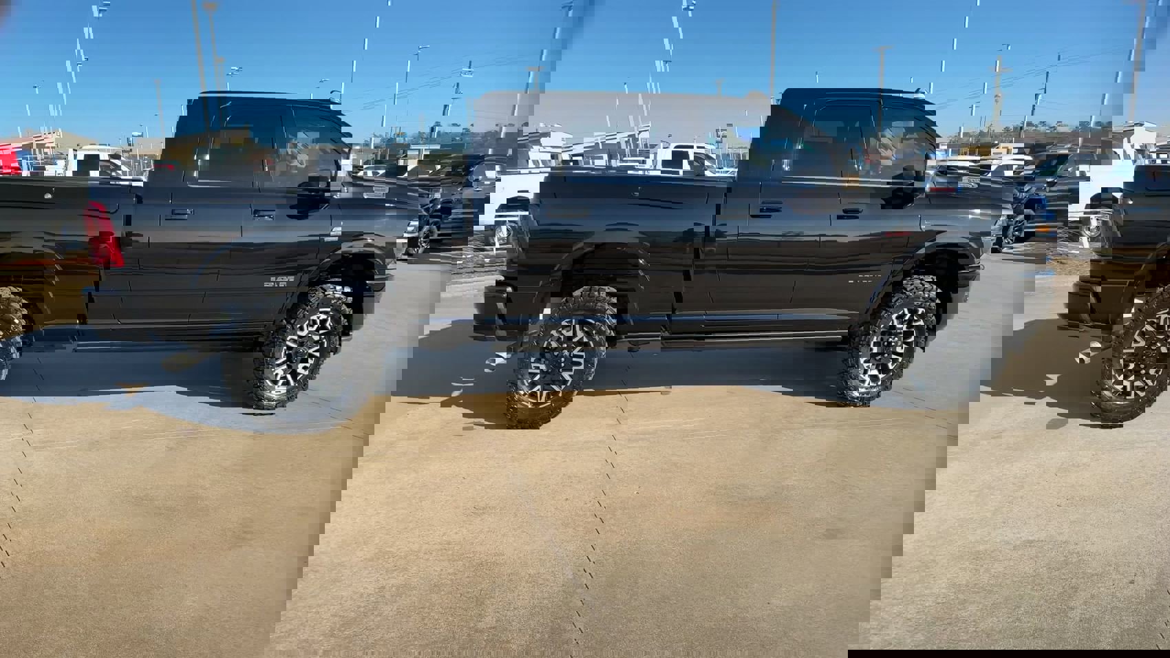 Used 2025 RAM 2500 Limited image 8