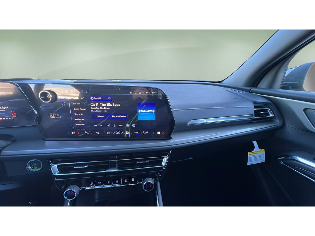 New 2026 Chevrolet Traverse LT image 17