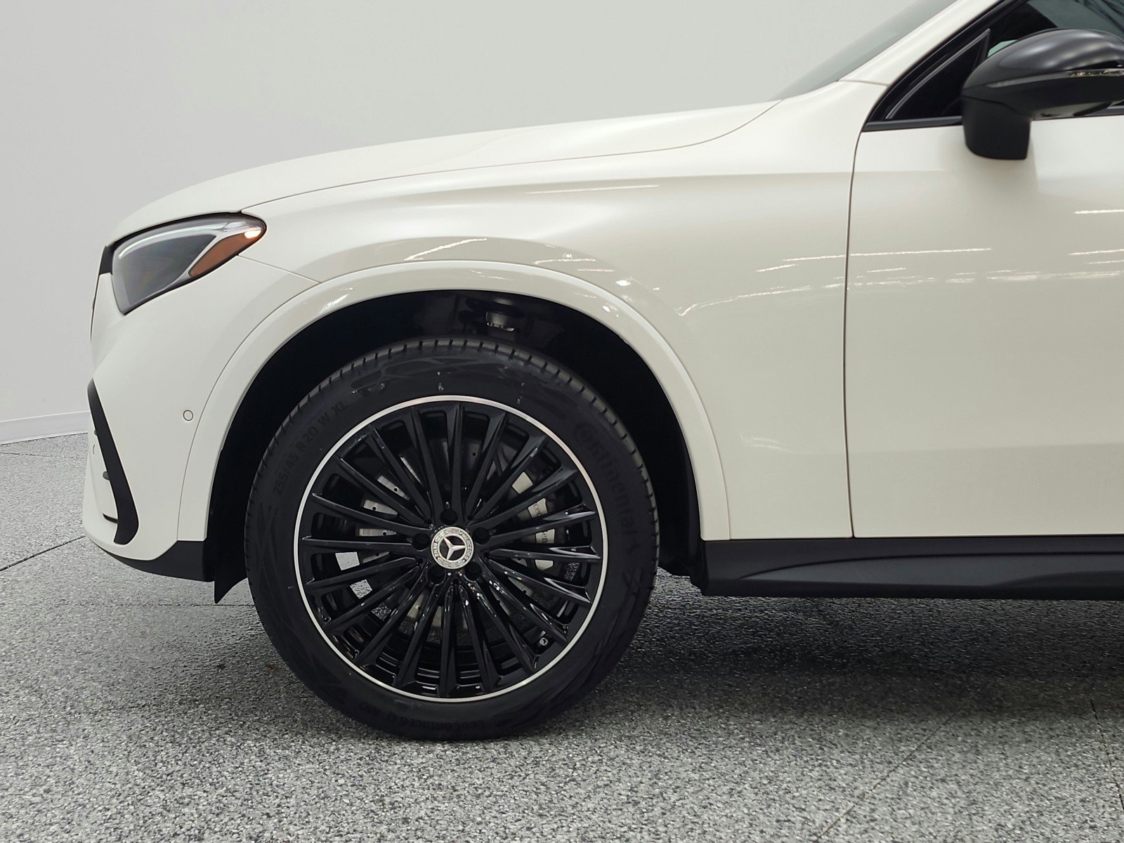 Certified 2023 Mercedes-Benz GLC 300 image 27
