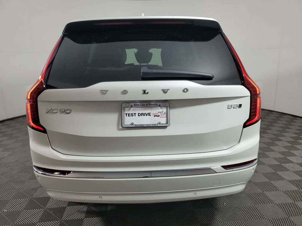 Certified 2026 Volvo XC90 B5 Core w/ Protection Package AWD/4WD image 5