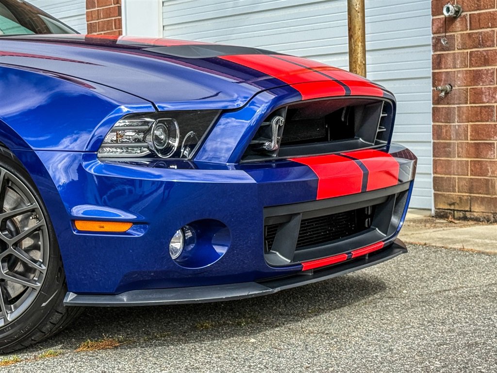 Used 2014 Ford Mustang Shelby GT500 w/ Equipment Group 821A RWD image 30