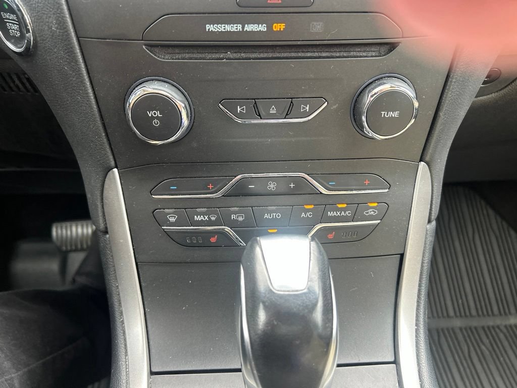 Used 2018 Ford Edge SEL w/ Equipment Group 201A AWD/4WD image 15
