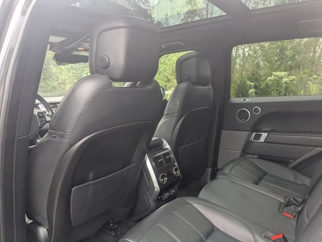 Used 2020 Land Rover Range Rover Sport HSE AWD/4WD image 16
