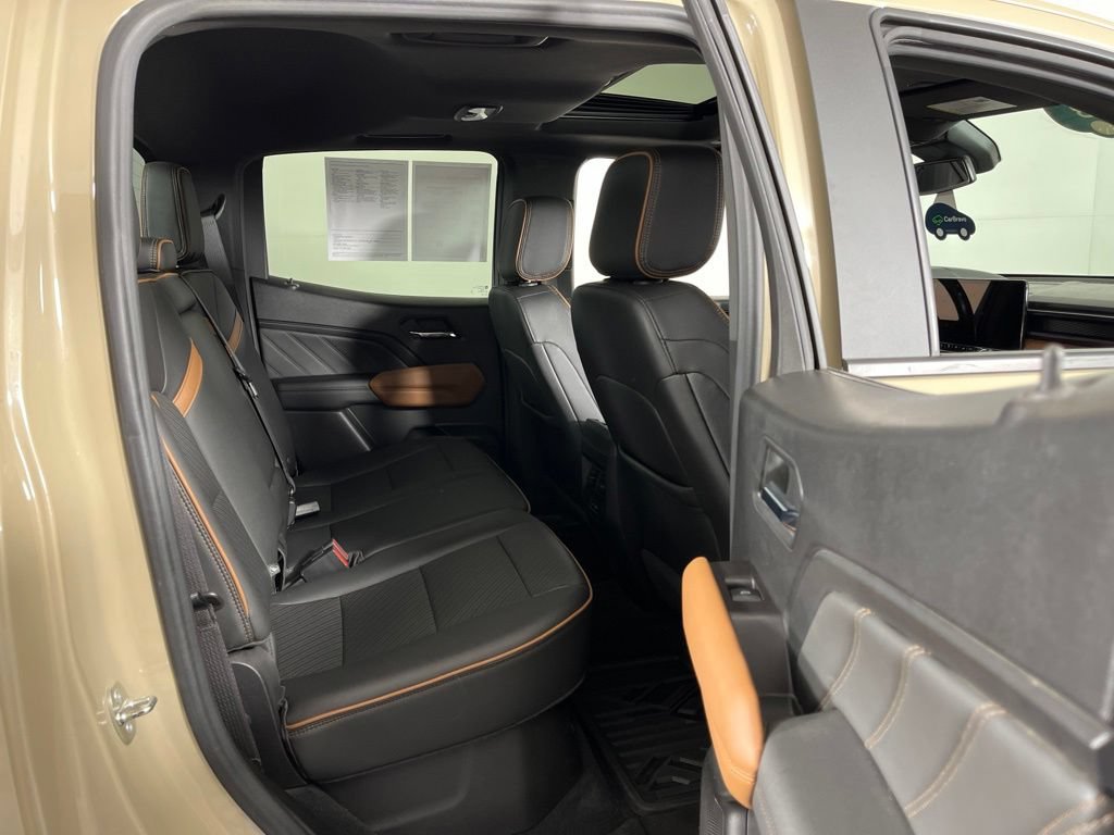Certified 2023 GMC Canyon AT4 w/ AT4 Premium Package AWD/4WD image 15