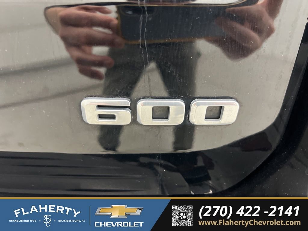 Used 2023 Cadillac Escalade Premium Luxury Platinum w/ LPO, Radiant Package image 18