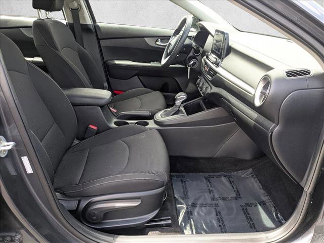 Used 2020 Kia Forte LXS FWD image 19