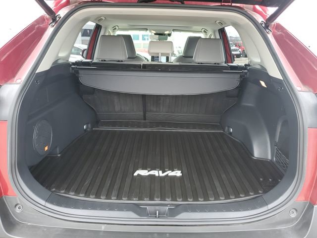Used 2020 Toyota RAV4 Limited w/ Limited Grade Weather Package AWD/4WD image 9