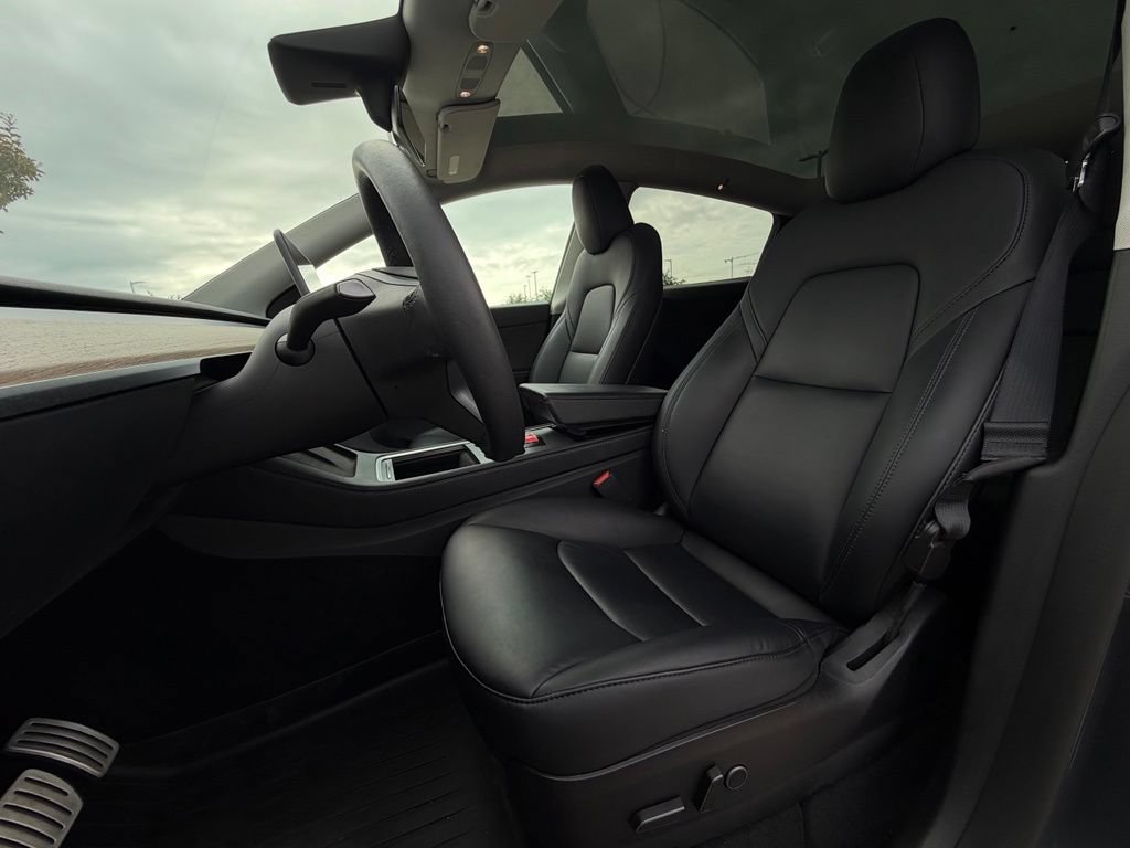 Used 2022 Tesla Model Y Performance AWD/4WD image 4